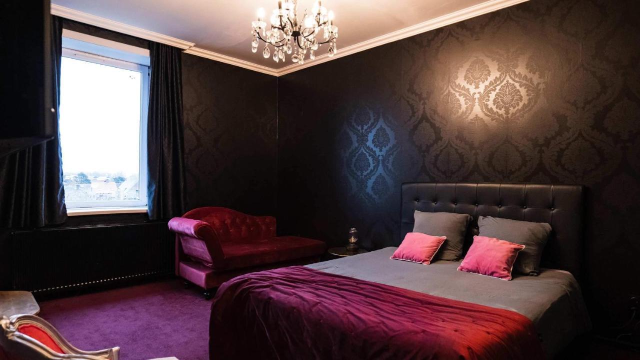 A La Villa Perroy Les Chambres Sont Spacieuses Et Les Petit-Dejeuners Offerts Dunkirk Екстериор снимка