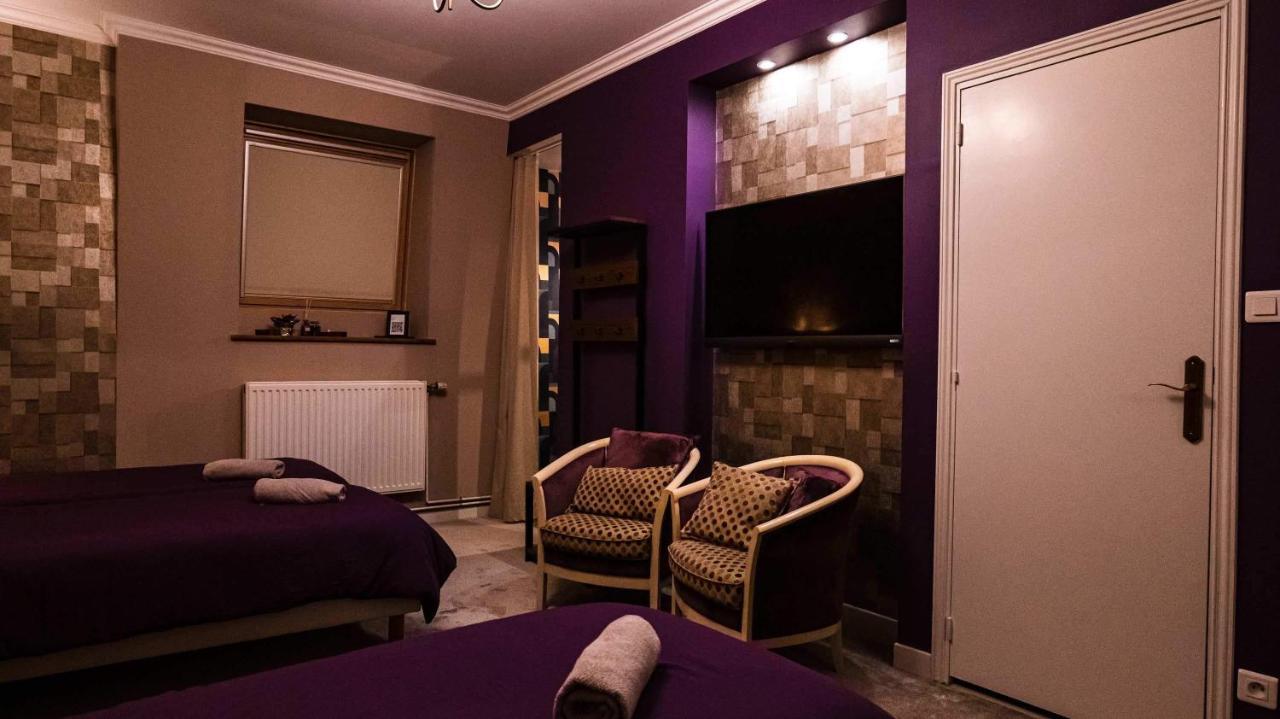 A La Villa Perroy Les Chambres Sont Spacieuses Et Les Petit-Dejeuners Offerts Dunkirk Екстериор снимка
